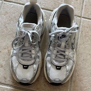 Nike V2k White and Black Athletic Shoes